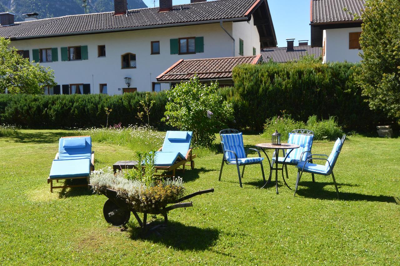 Ferienwohnung Woernerblick Mittenwald Luaran gambar